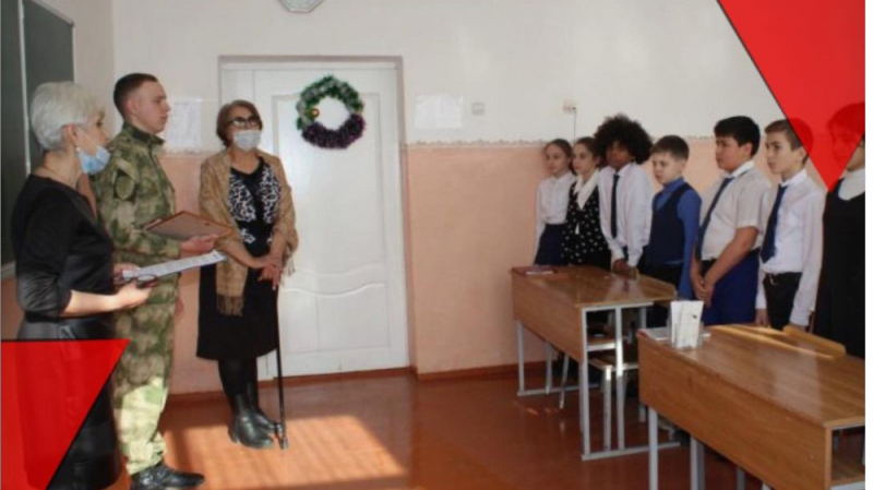 5 классу нашей школы присвоено имя уроженца Северной Осетии, Героя России Виктора Величко.